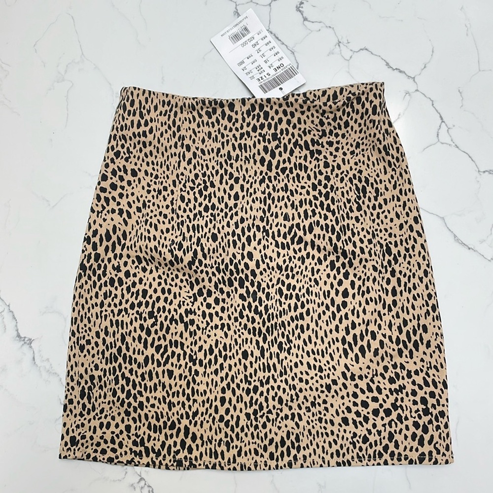 Animal print mini skirt